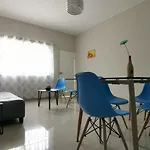 Departamento en paseo marti, a una cuadra del mar y del cafe la parroquia