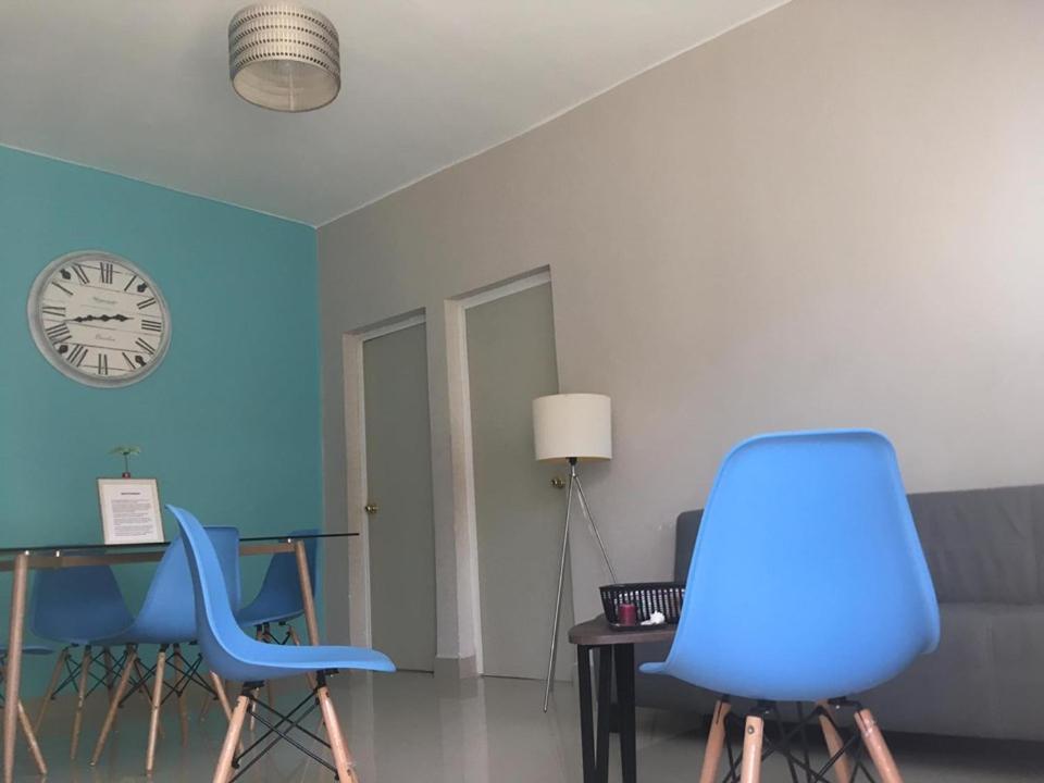 Apartamento Departamento En Paseo Marti, A Una Cuadra Del Mar Y Del Cafe La Parroquia *