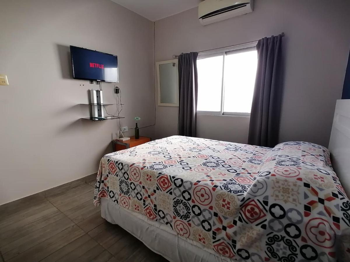 Departamento En Paseo Marti, A Una Cuadra Del Mar Y Del Cafe La Parroquia