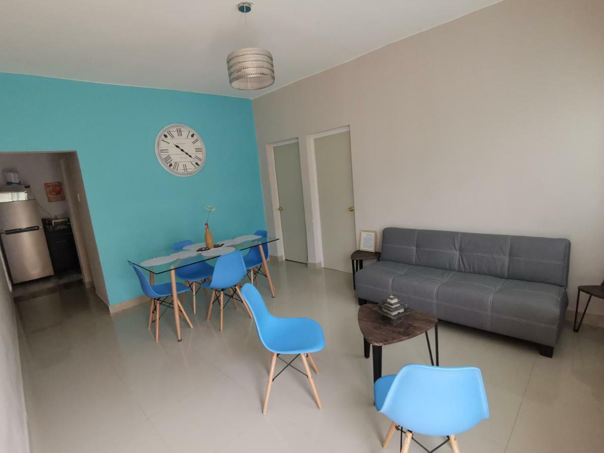 Departamento En Paseo Marti, A Una Cuadra Del Mar Y Del Cafe La Parroquia * Veracruz